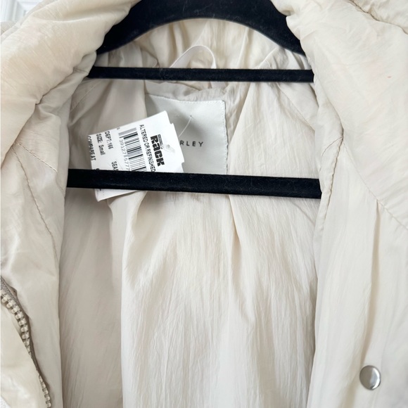 Varley Elle Light Padded Nylon Parka Nwt Light beige Small (easily fits medium) - Picture 9 of 14